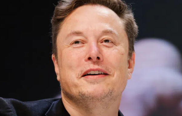 Musk Makes Stunning Move Ahead of 2024 Election - Trump Loves It!