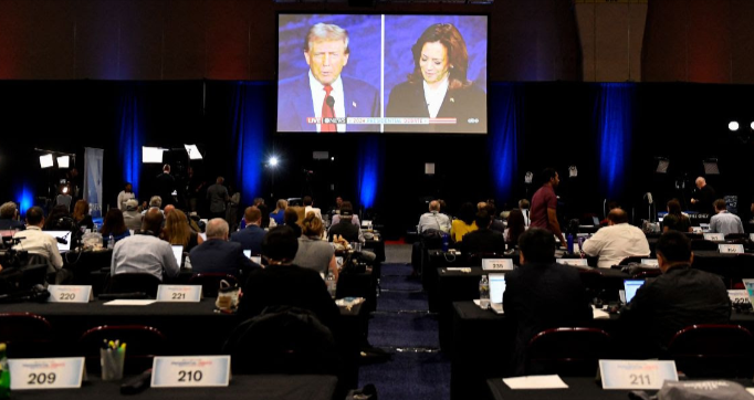 ABC Breaks Its Own Rules Less Than 30 Minutes Into Debate