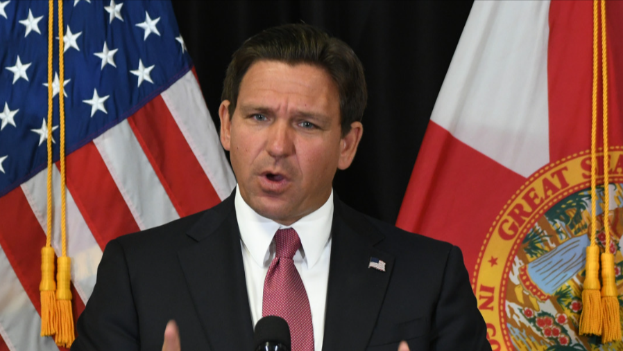 DeSantis Shreds Reporter Over Claim Trump Is ‘Politicizing’ Calif. Wildfires